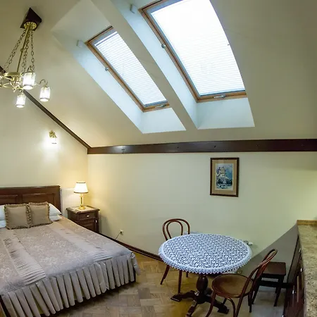 Horowitz 3* Lviv