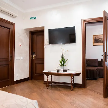Horowitz Aparthotel 4*